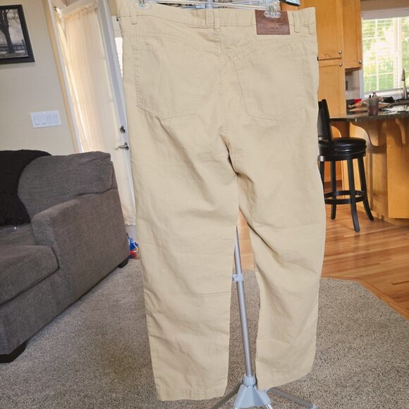 NWT Black Dog Bay Mens Chino pants sz 42 x 30 - Picture 2 of 5